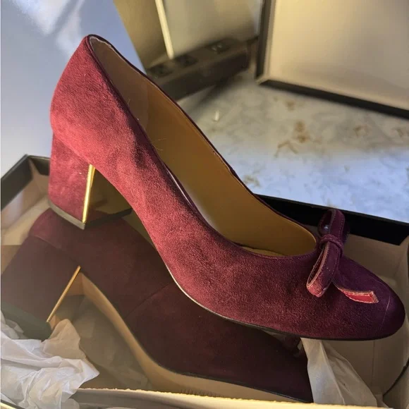 Talbots Purple Suede Heels with Bow Detail - Picture 3 of 5
